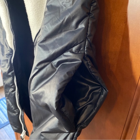 New Balance Puffy Staud Vest Fleece Collared Womens Size XS - Picture 12 of 13